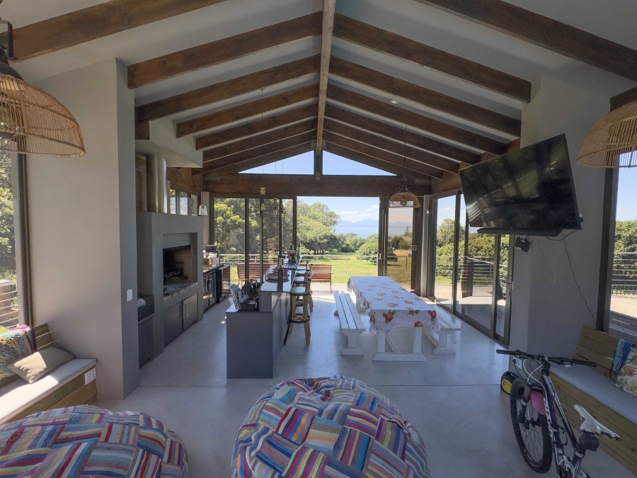 3 Bedroom Property for Sale in Mossel Bay Central Western Cape